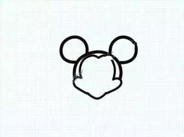 Draw anime characters: Mickey Mouse