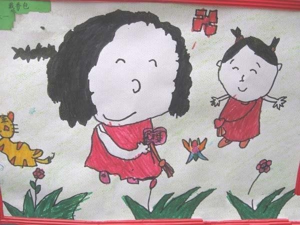 Children’s drawings of Dragon Boat Festival customs: wearing sachets