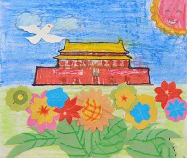 Appreciation of excellent childrens paintings: Tiananmen on National Day