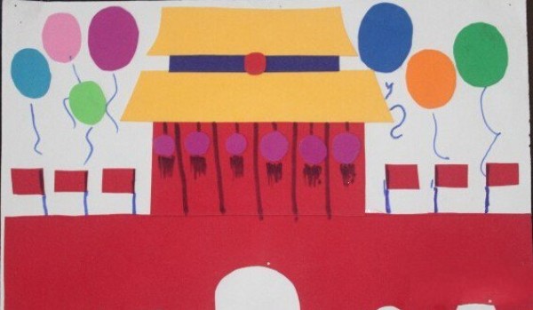 Childrens drawings for National Day - Balloons in front of Tiananmen Square