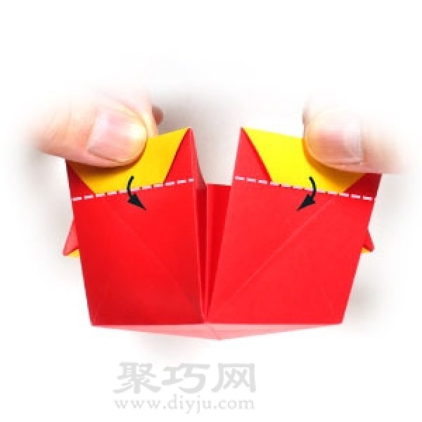 How to fold handmade origami heart-shaped round paper box