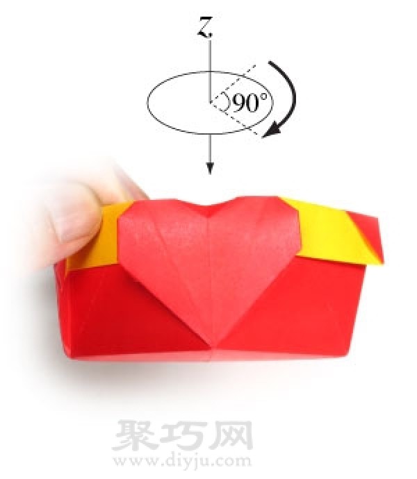 How to fold handmade origami heart-shaped round paper box