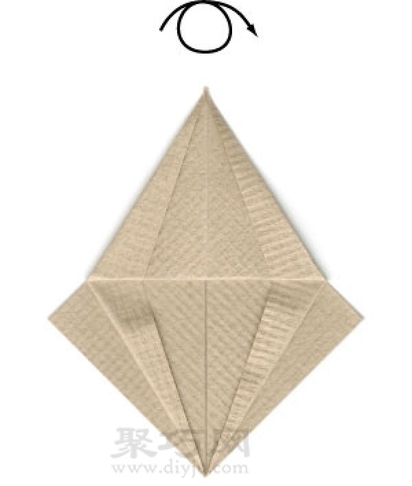 Illustration of how to fold a three-dimensional pyramid using A4 paper