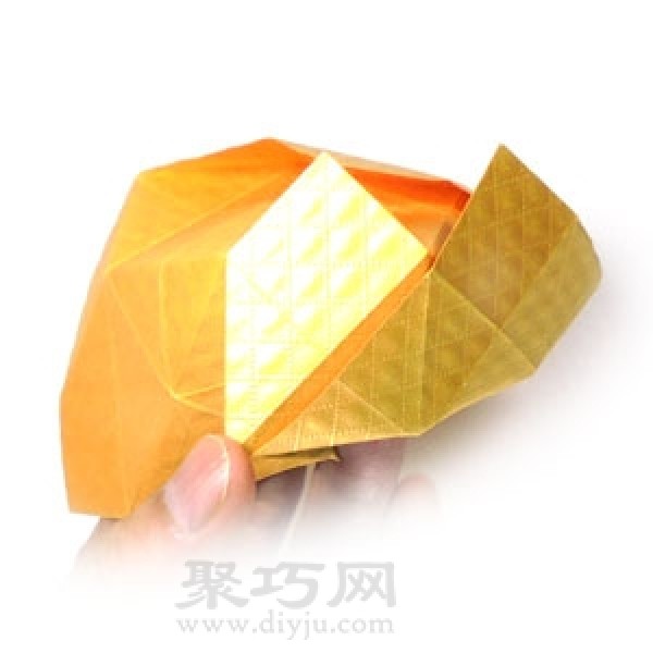 Simple illustration of handmade origami three-dimensional yellow crown