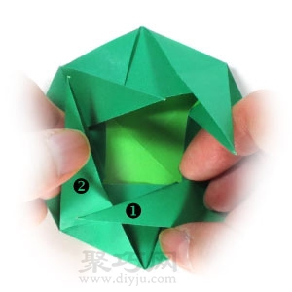 Flower shaped envelope origami method