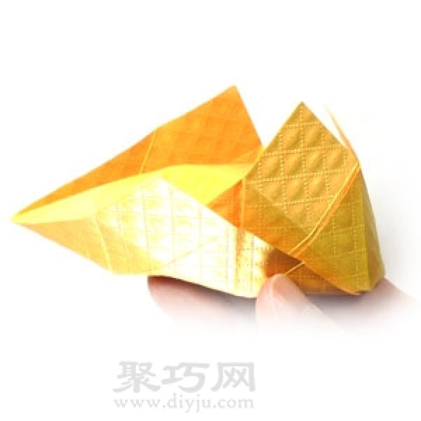 Simple illustration of handmade origami three-dimensional yellow crown