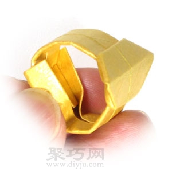 Steps for folding handmade origami hexagonal rings