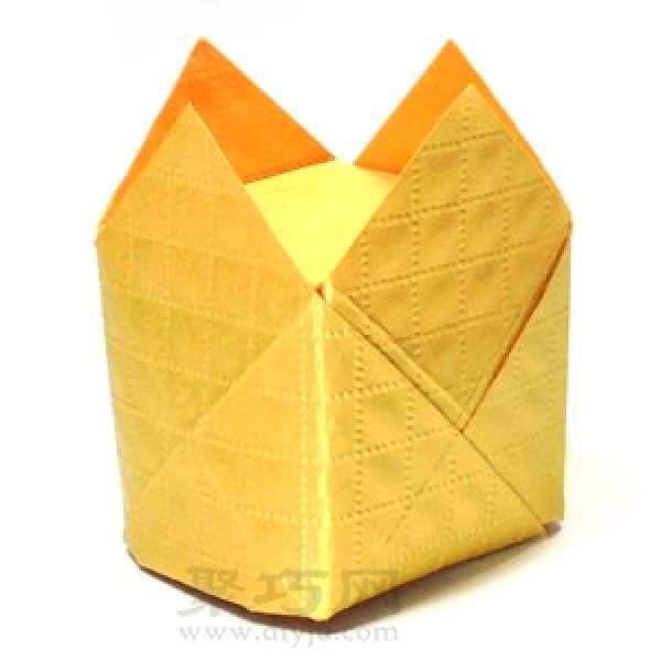 Simple illustration of handmade origami three-dimensional yellow crown