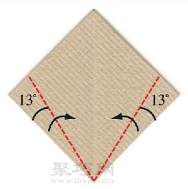 Illustration of how to fold a three-dimensional pyramid using A4 paper