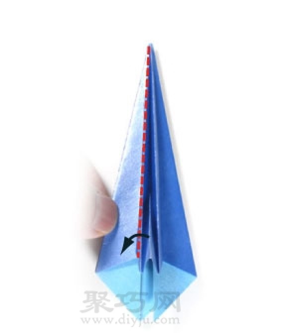 How to fold an origami three-dimensional rocket