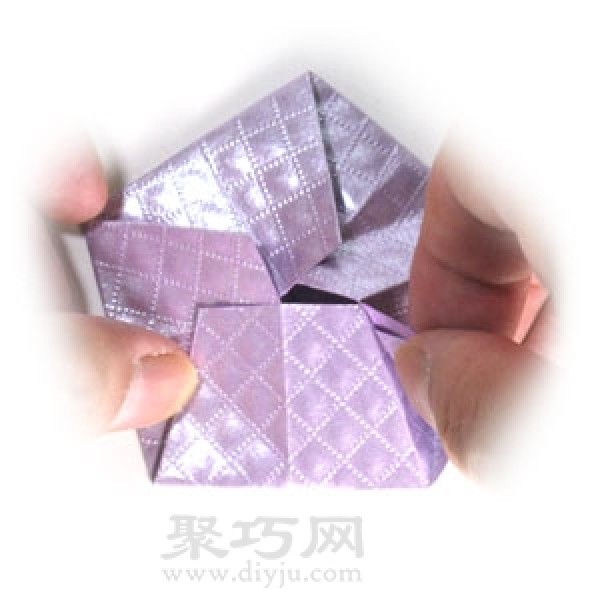 Steps to fold handmade origami starfish