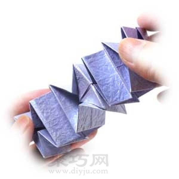 How to fold an origami square spring