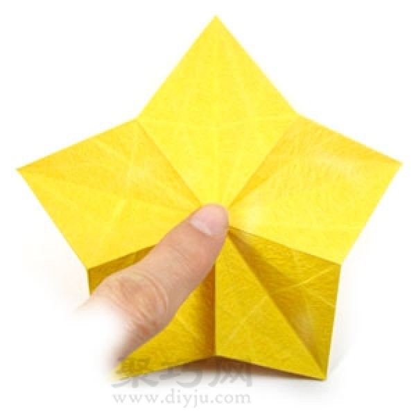 Simple folding method of three-dimensional five-pointed star origami