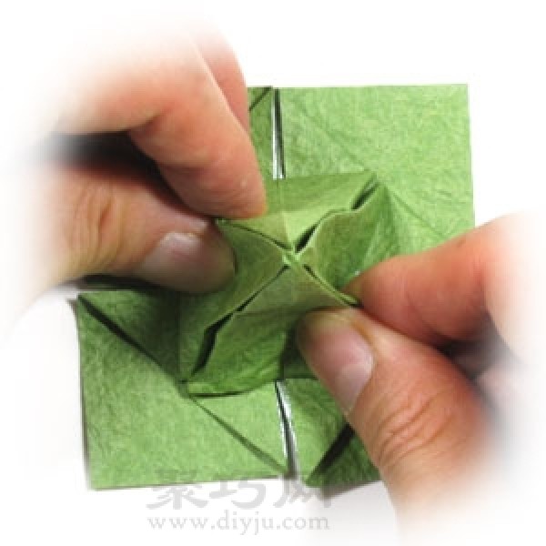 How to make origami lucky four leaf clover