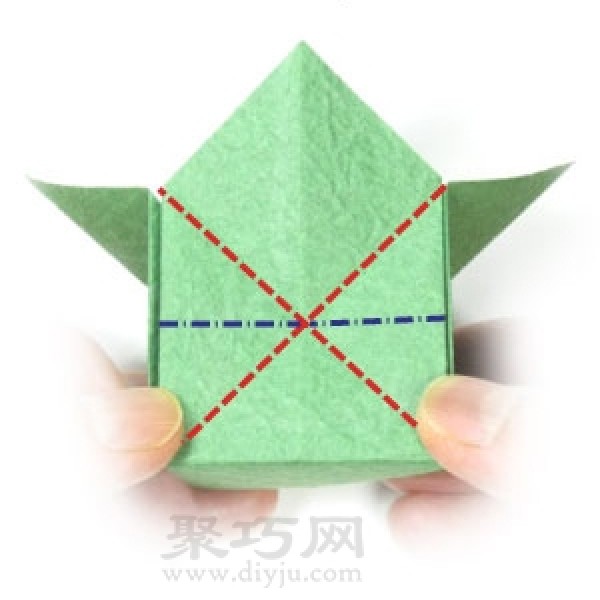 Illustration of steps to make three-dimensional four-leaf clover origami