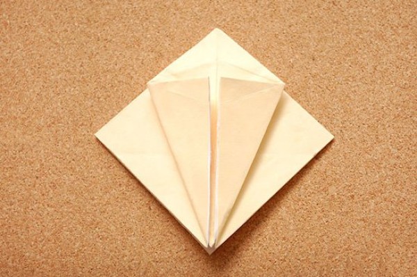 Four-pointed star gift box origami tutorial