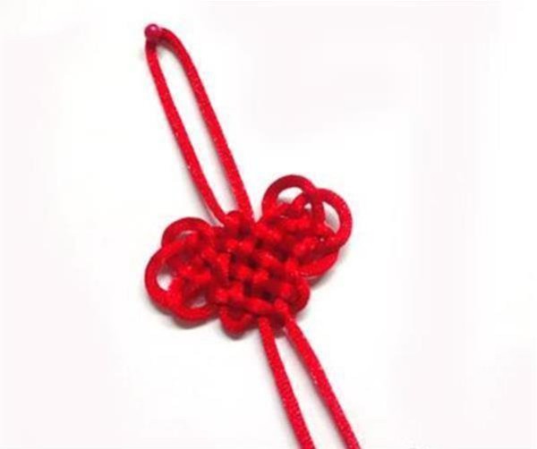 Illustrated tutorial on how to braid a Chinese knot bow