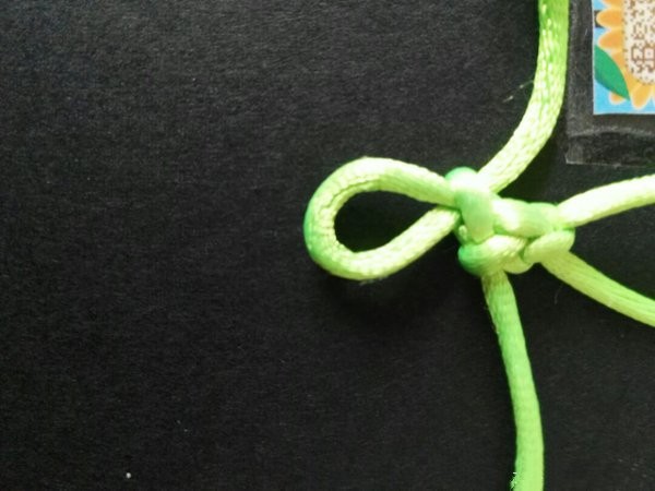 Basics of Chinese Knot: Illustration of Lock Knot Knitting Method