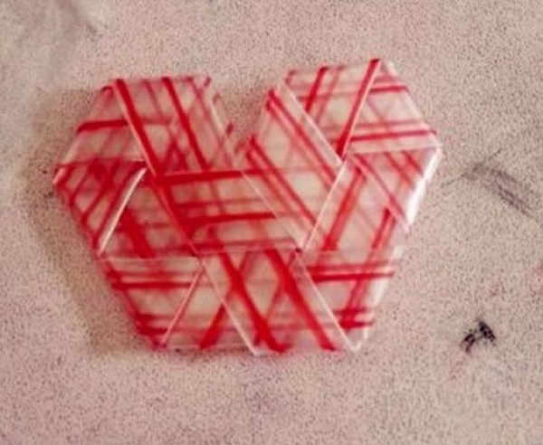 Plastic straw DIY heart-shaped tutorial