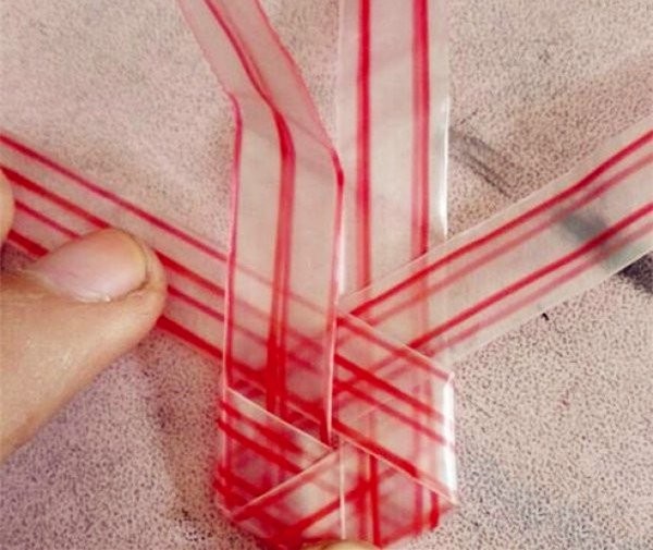 Plastic straw DIY heart-shaped tutorial