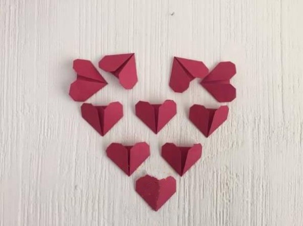 How to make origami love wall stickers is very simple and beautiful