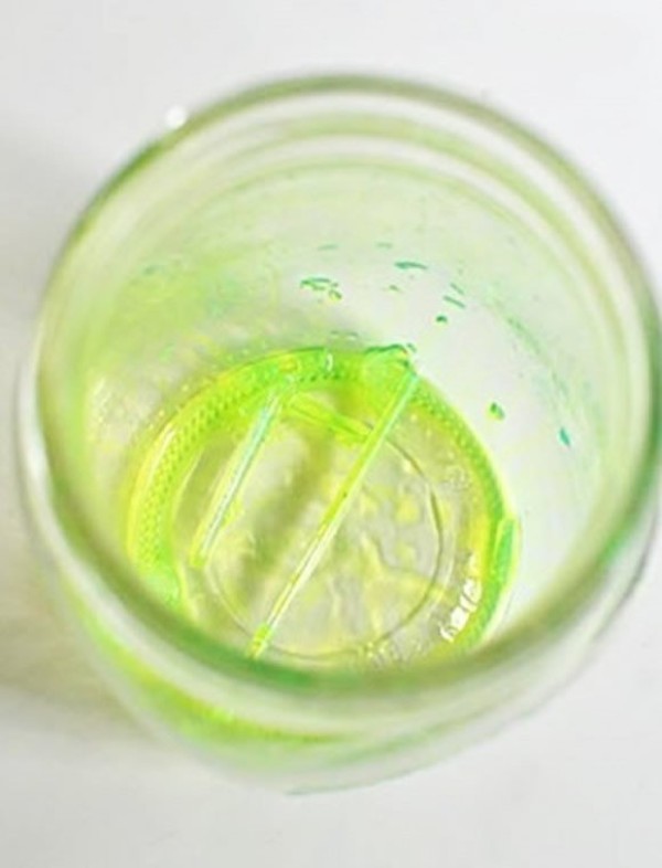 Teach you how to make fluorescent bottles simply by hand