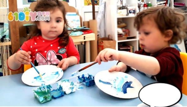 DIY Spring Wall Decorations Paper Plate Caterpillars