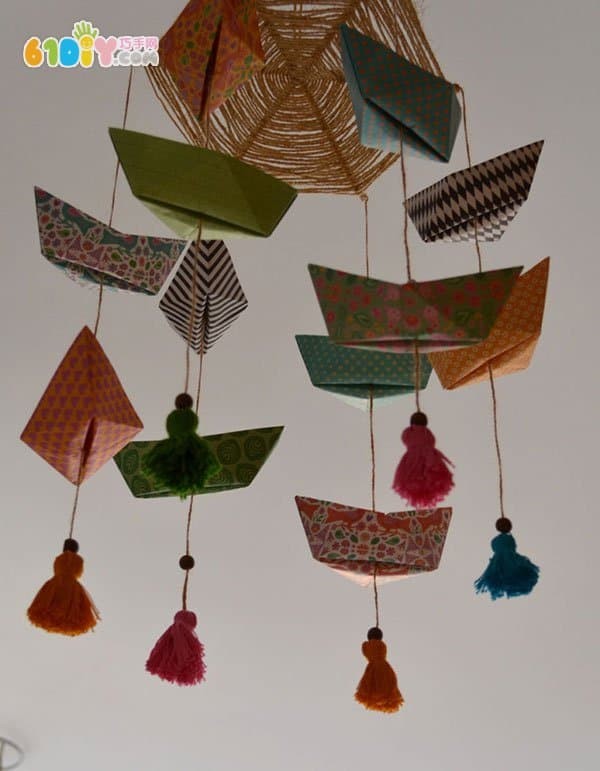 The process of making simple and beautiful boat ornaments