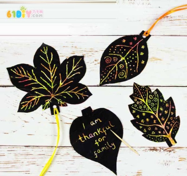 Colorful scratch-painting crafts: beautiful leaves