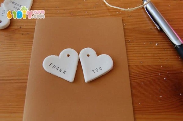 DIY Thanksgiving Clay Heart Greeting Cards