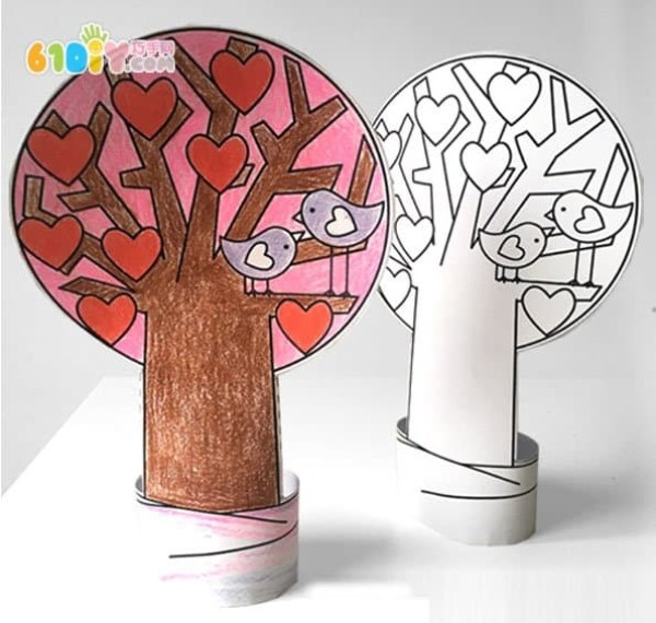 Childrens handmade three-dimensional love tree and four-season tree