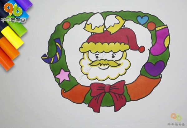 Simple drawing of Santa Clauss colorful wreath