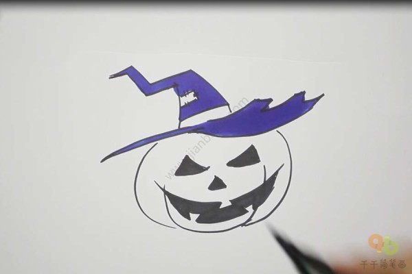 Simple strokes of pumpkin lantern