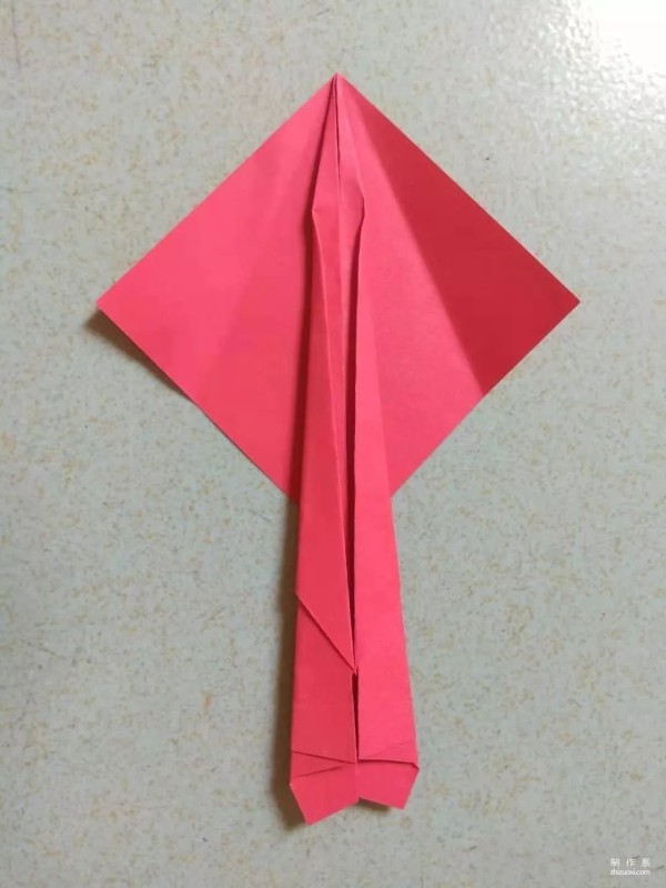 Super simple origami phoenix tutorial, the folding method is a little more complicated than the paper crane, and the finished product is more beautiful