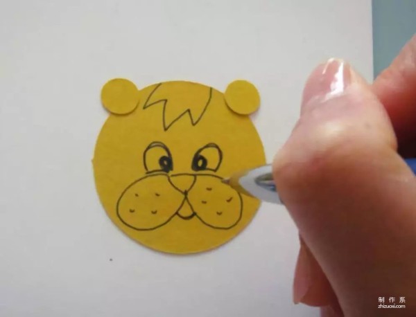 Lion Button Greeting Card Making