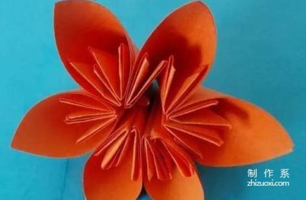 Childrens handmade origami flowers, simple and beautiful