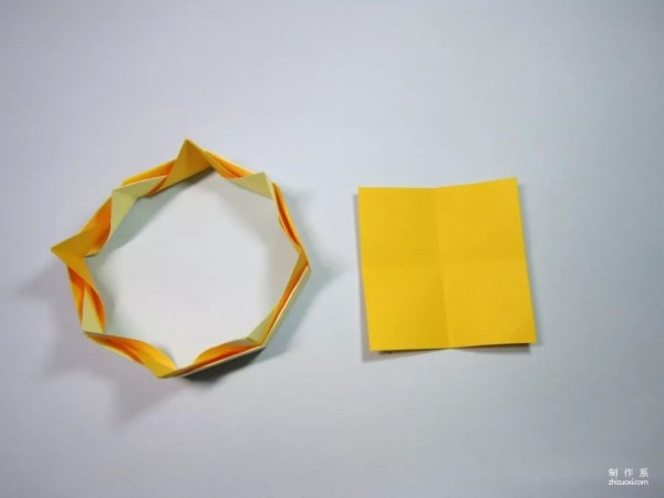 Childrens handmade origami crown simple step-by-step diagram of origami crown