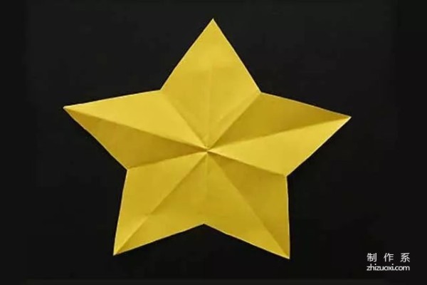 A simple method for children to cut out a five-pointed star from origami (step-by-step illustration)