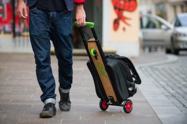 OLAF Urban integrated design of trolley, backpack and skateboard