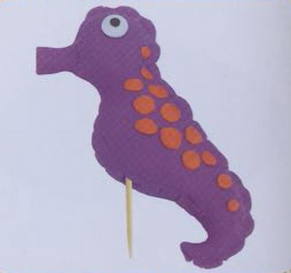 Childrens hand-making tutorial: How to pinch a cute little seahorse