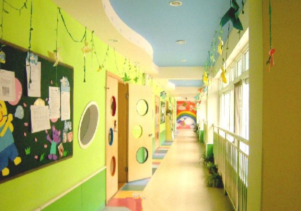 Complete DIY method for decorating kindergarten corridors