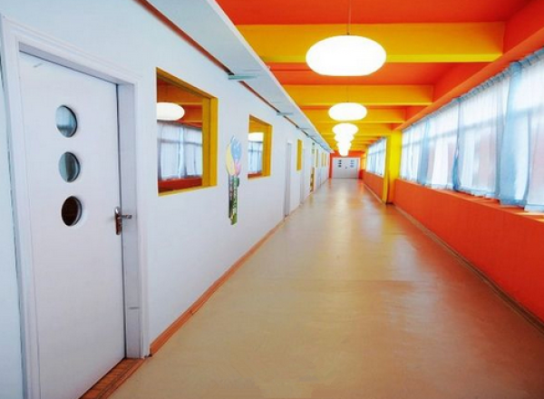 Complete DIY method for decorating kindergarten corridors