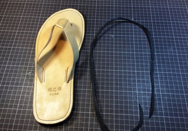 Making basic leather flip-flops (with drawings)