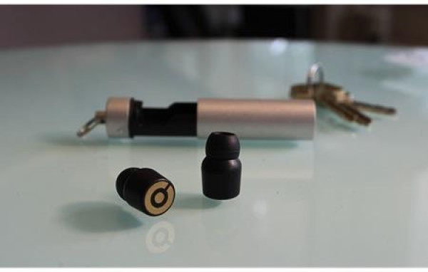 Pocket in-ear Bluetooth headphones