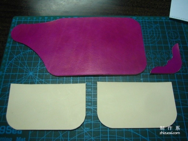 Leather art leather hand-making tutorial, pink red moon leather card holder hand-making tutorial