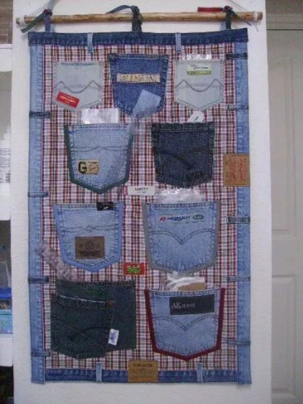 Tips for turning old clothes into treasure by cutting and piecing them together using rags or old fabrics