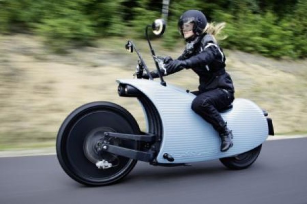 The fun and powerful Snail electric motorcycle