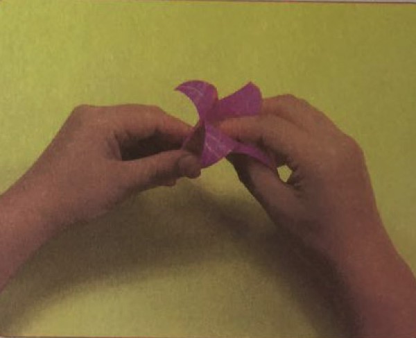 Lily flower origami DIY production steps