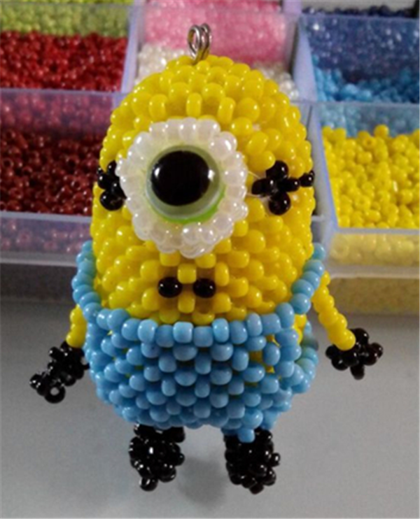 Appreciation of handmade beaded DIY animal dolls Despicable Me Minion works