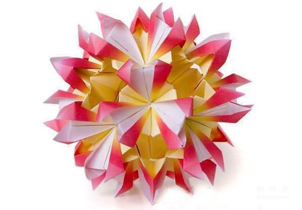 Paper art hand-made origami art, Lukasheva Ekaterina combined origami plug-in Immortelle flower ball hand-made origami drawing tutorial